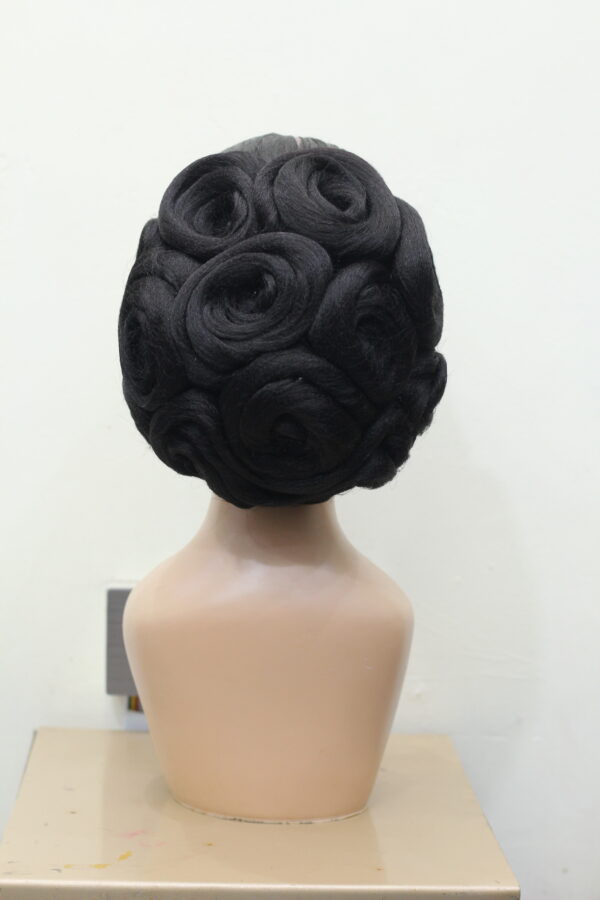 Low-bow Rose Wig